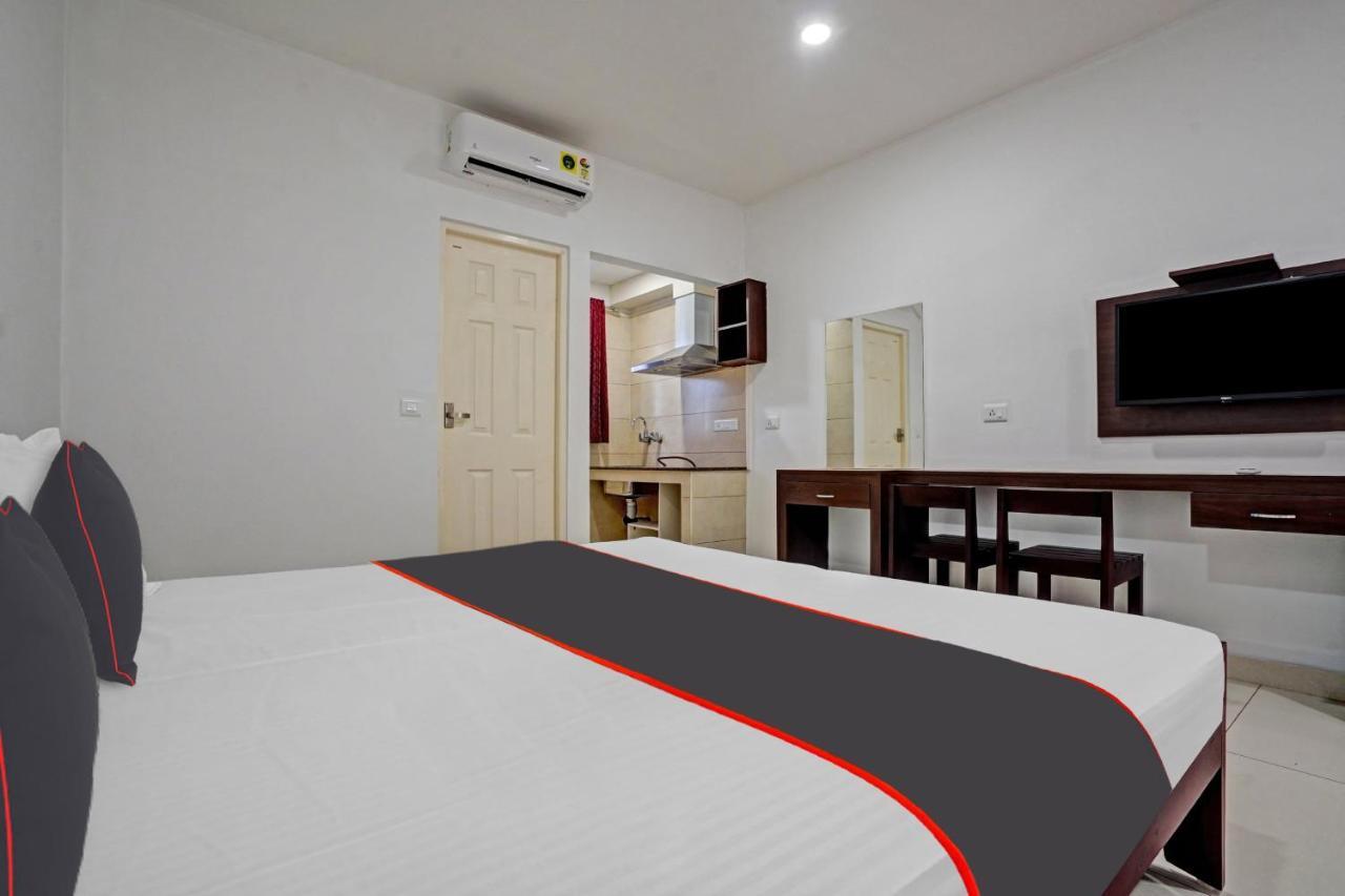 Collection O White House Pearl Hotel Kochi Luaran gambar