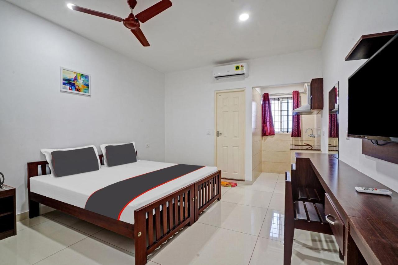 Collection O White House Pearl Hotel Kochi Luaran gambar