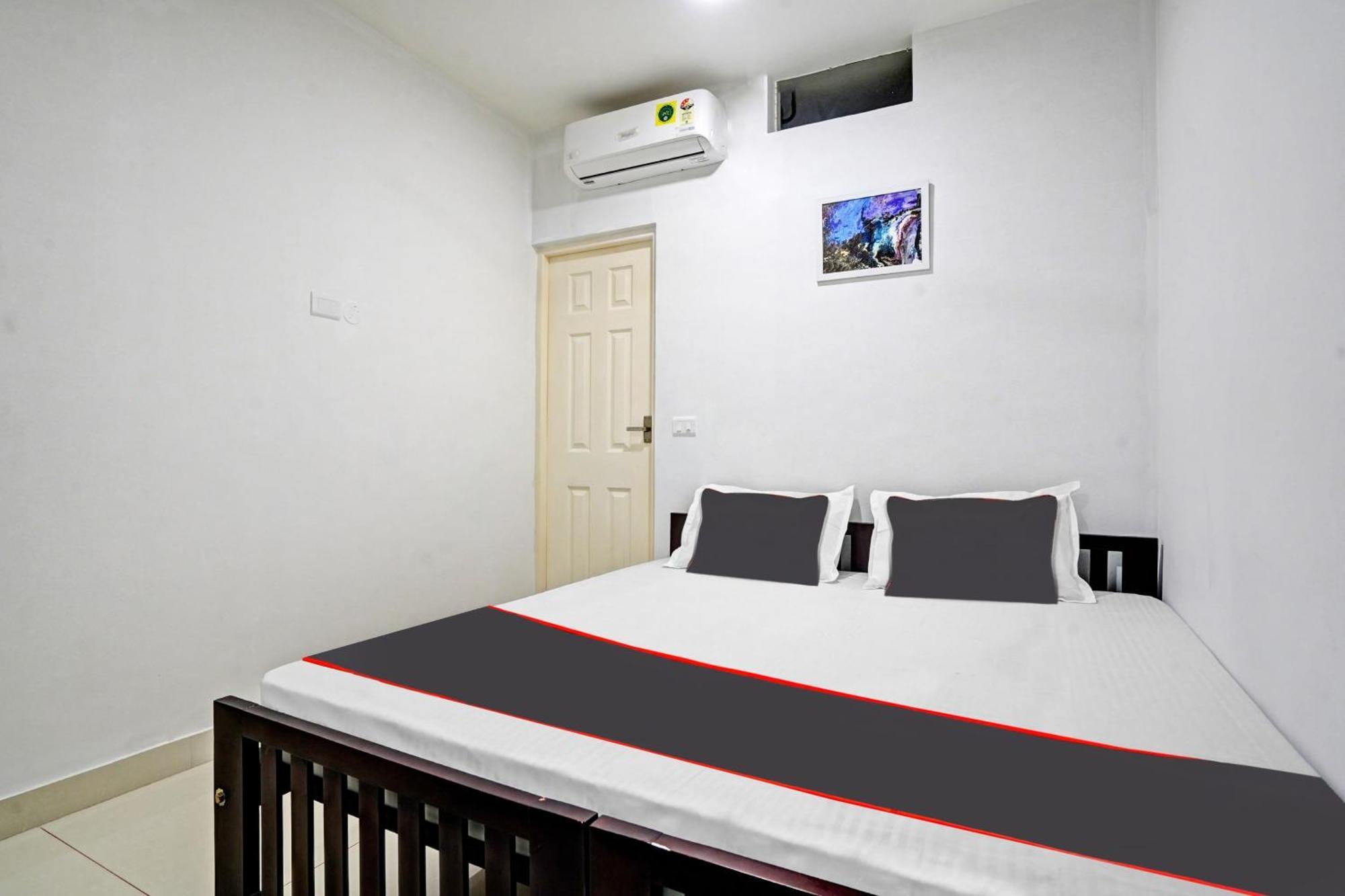 Collection O White House Pearl Hotel Kochi Luaran gambar